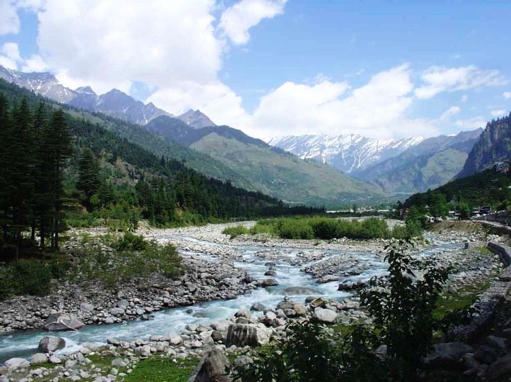 9. Kashmir Package Via Manali